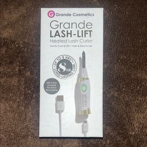 Grande Cosmetics Lash-Lift Heated Lash Curler - Gold and White